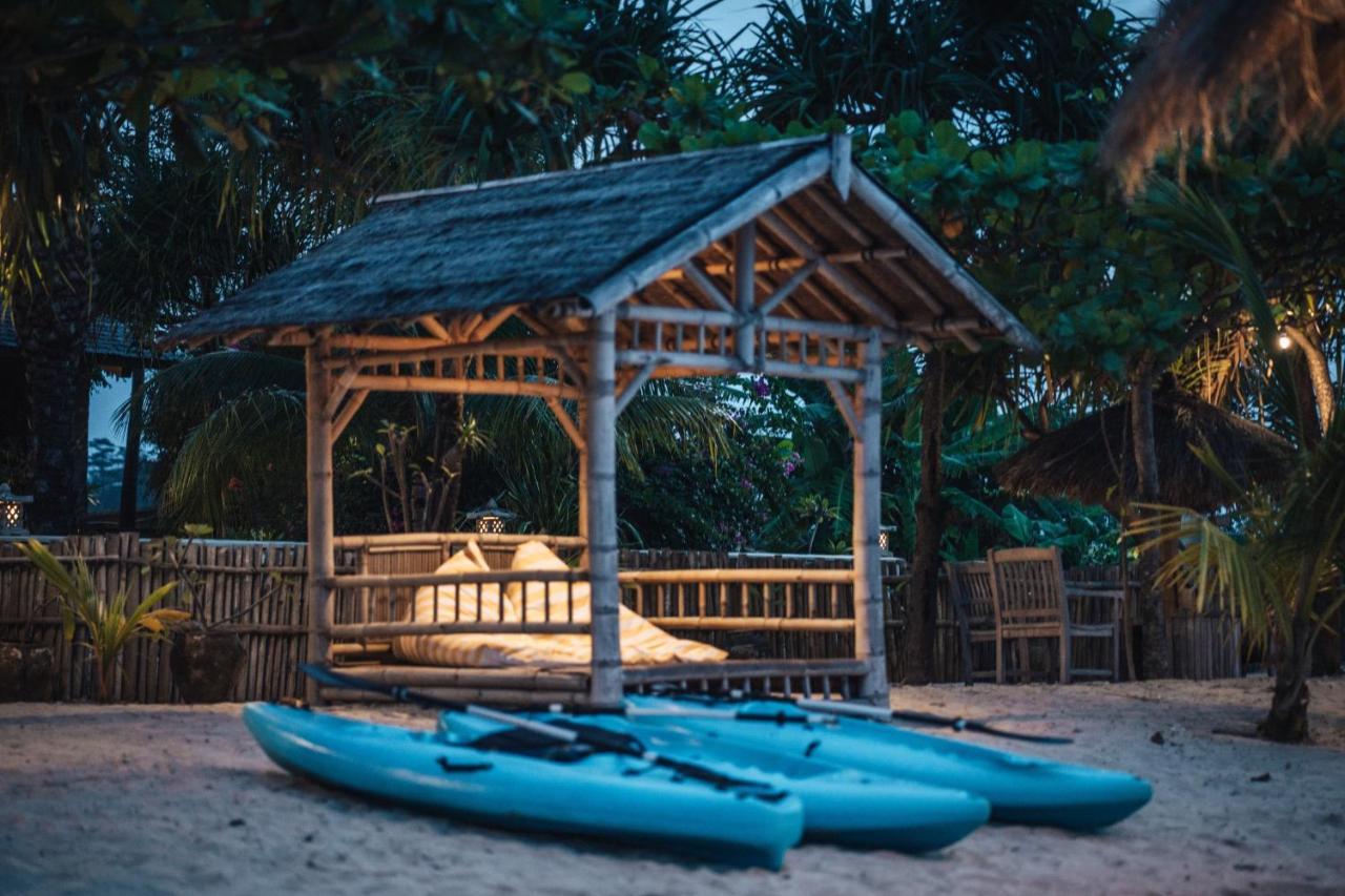 Coconut Lodge Resort Джепара Экстерьер фото